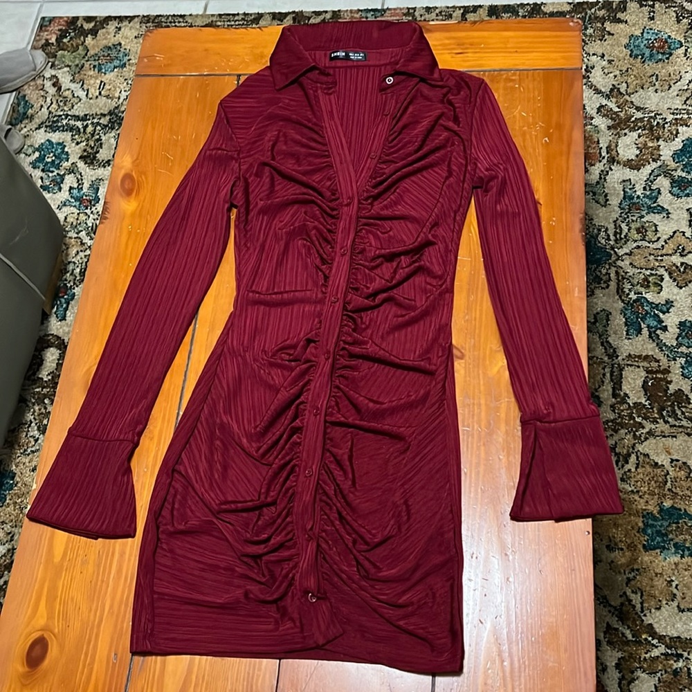 Button Front Ruched Bodycon Dark Red Dress Size Small - Picture 5 of 8